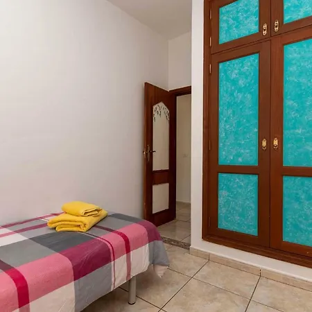 Tania: With Private Pool And Sea View Willa *